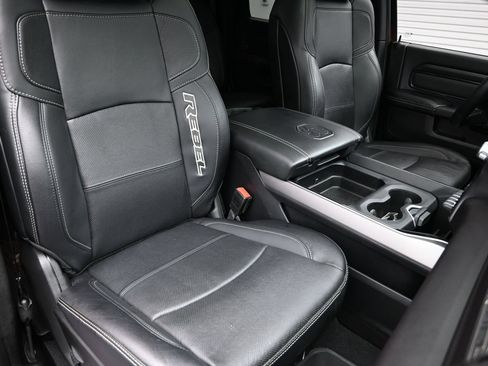 Used 2024 RAM 2500 Rebel AWD/4WD image 43