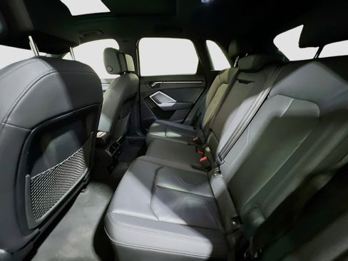 Used 2023 Audi Q3 2.0T Premium image 17