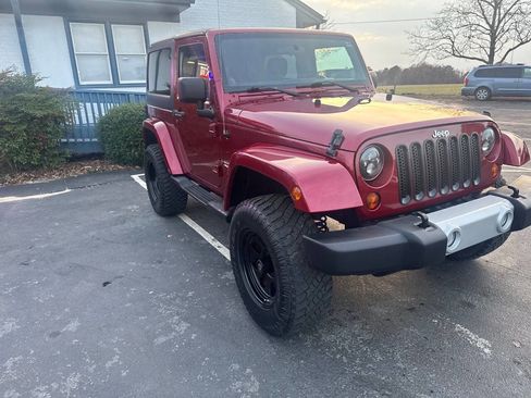 Used 2012 Jeep Wrangler Sahara image 1