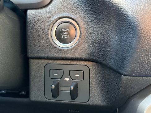 Used 2022 Toyota Tundra SR5 image 15