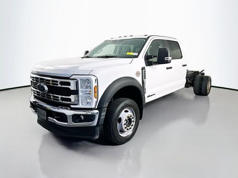 Used 2024 Ford F550 4x4 Crew Cab Super Duty w/ Snow Plow Prep Package image 3