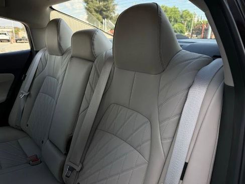 New 2026 Nissan Sentra SL w/ Floor Mat Package FWD image 10