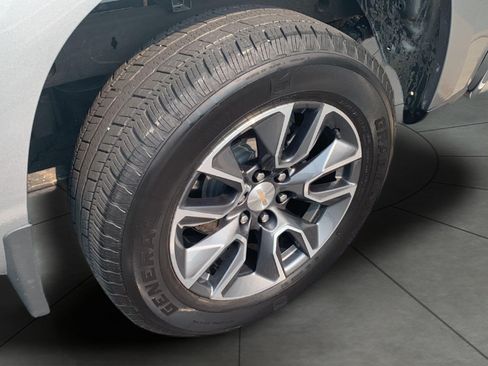 Used 2024 Chevrolet Silverado 1500 LT AWD/4WD image 20
