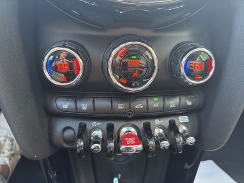 Used 2024 MINI Cooper S FWD image 18