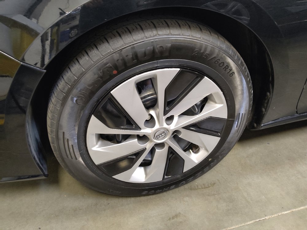 Used 2023 Nissan Altima 2.5 S FWD image 31
