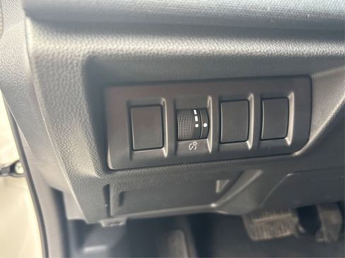 Used 2023 Subaru Outback Premium image 35