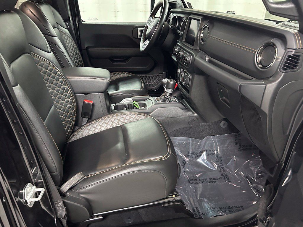 Used 2021 Jeep Wrangler Unlimited Sahara AWD/4WD image 12