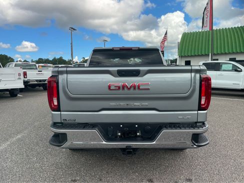 Used 2025 GMC Sierra 1500 SLT AWD/4WD image 6
