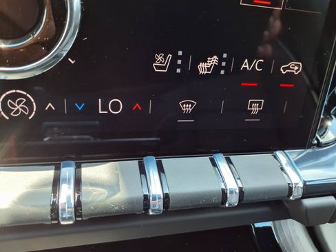 New 2026 GMC Yukon XL AT4 Ultimate AWD/4WD image 6