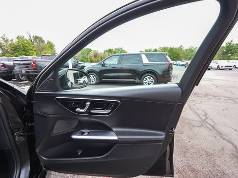 Used 2025 Mercedes-Benz C 300 4MATIC Sedan image 13