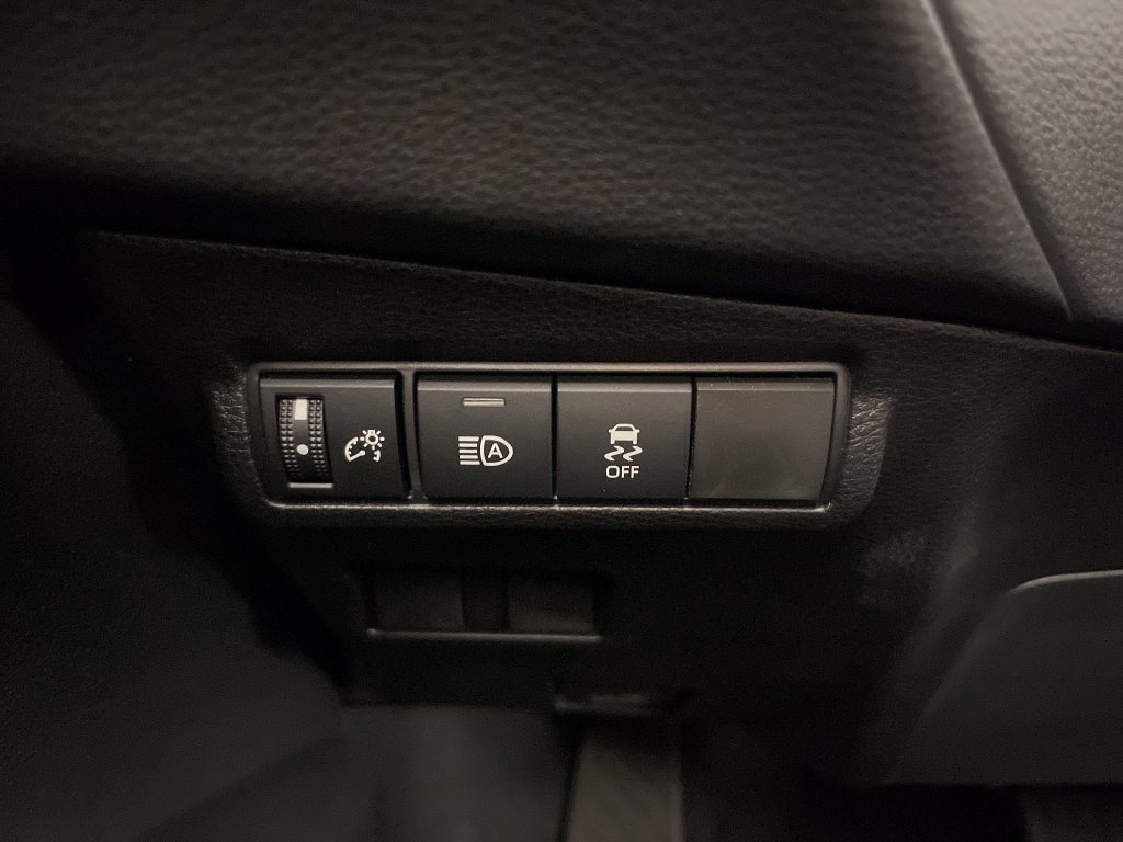 New 2026 Toyota Corolla Cross LE FWD image 28