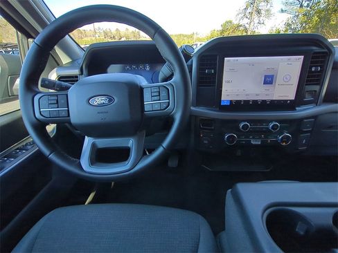 Used 2025 Ford F150 XLT w/ Equipment Group 301A Standard image 16