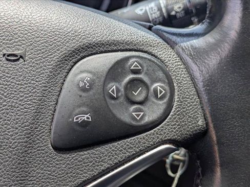 Used 2017 Chevrolet Impala LT FWD image 9