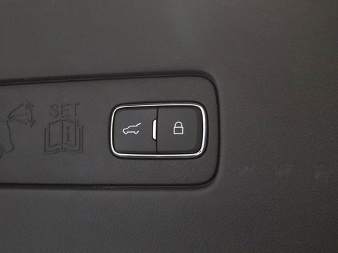 Used 2020 Lincoln Aviator Reserve w/ Equipment Group 201A image 19