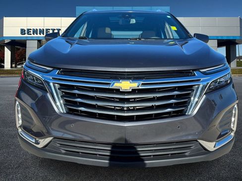 Used 2022 Chevrolet Equinox Premier image 2