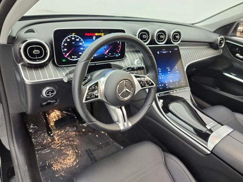Used 2023 Mercedes-Benz C 300 Sedan image 9