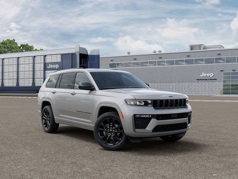 New 2026 Jeep Grand Cherokee L Limited AWD/4WD image 5