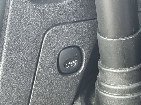 Used 2018 Ford Flex SEL w/ Equipment Group 202A image 18