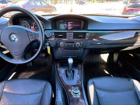 Used 2011 BMW 328i xDrive Sedan image 14