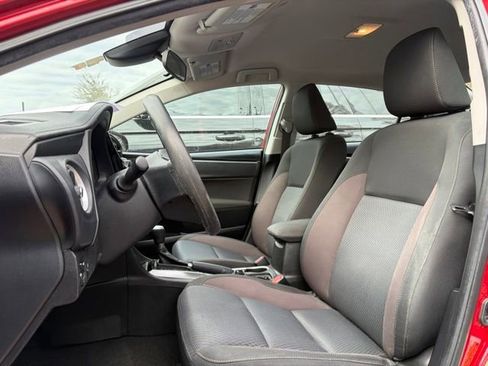 Used 2019 Toyota Corolla LE image 10