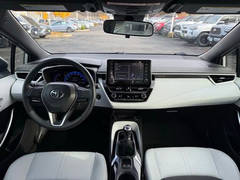 Certified 2022 Toyota Corolla XSE image 12