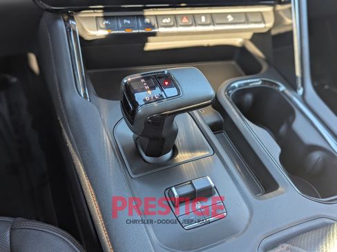 Used 2023 GMC Sierra 1500 AT4 w/ AT4 Premium Package AWD/4WD image 27