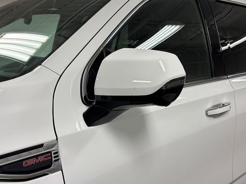 New 2026 GMC Yukon Elevation AWD/4WD image 10