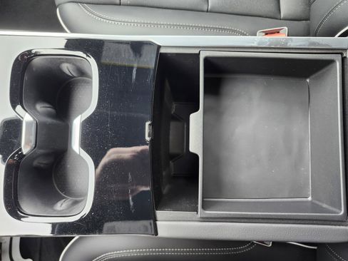 Used 2025 Buick Enclave Preferred image 22