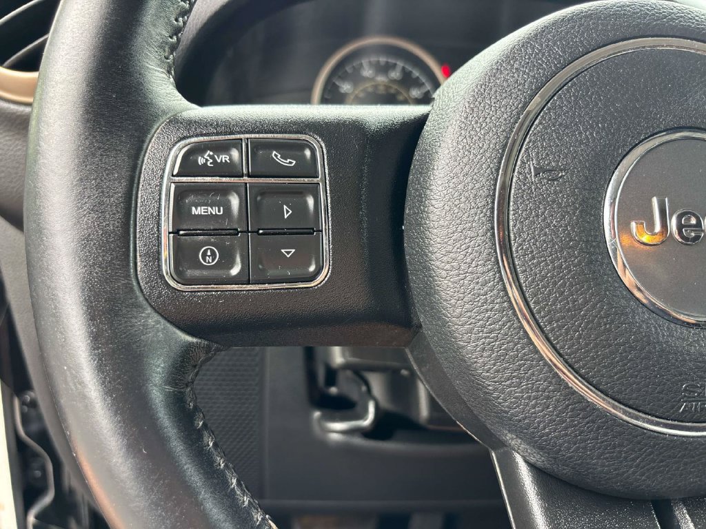 Used 2016 Jeep Wrangler Unlimited Sahara AWD/4WD image 16