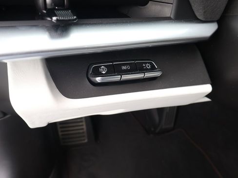 Used 2023 Chevrolet Corvette Stingray Premium Conv w/ Z51 Performance Package image 18