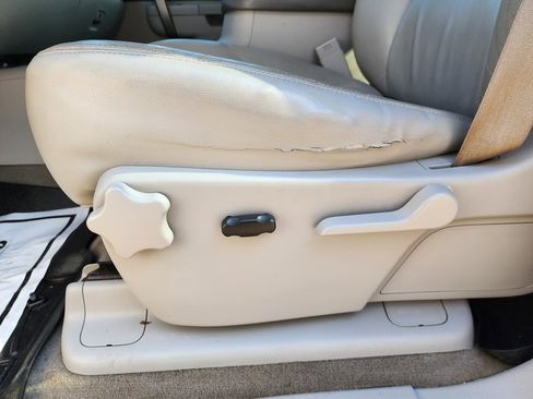 Used 2013 Chevrolet Silverado 2500 LT w/ Interior Plus Package image 32