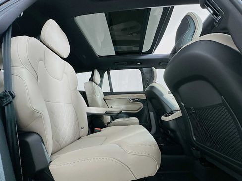 New 2026 Volvo XC90 B5 Plus w/ Protection Package AWD/4WD image 26