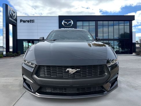 Used 2024 Ford Mustang Premium image 4