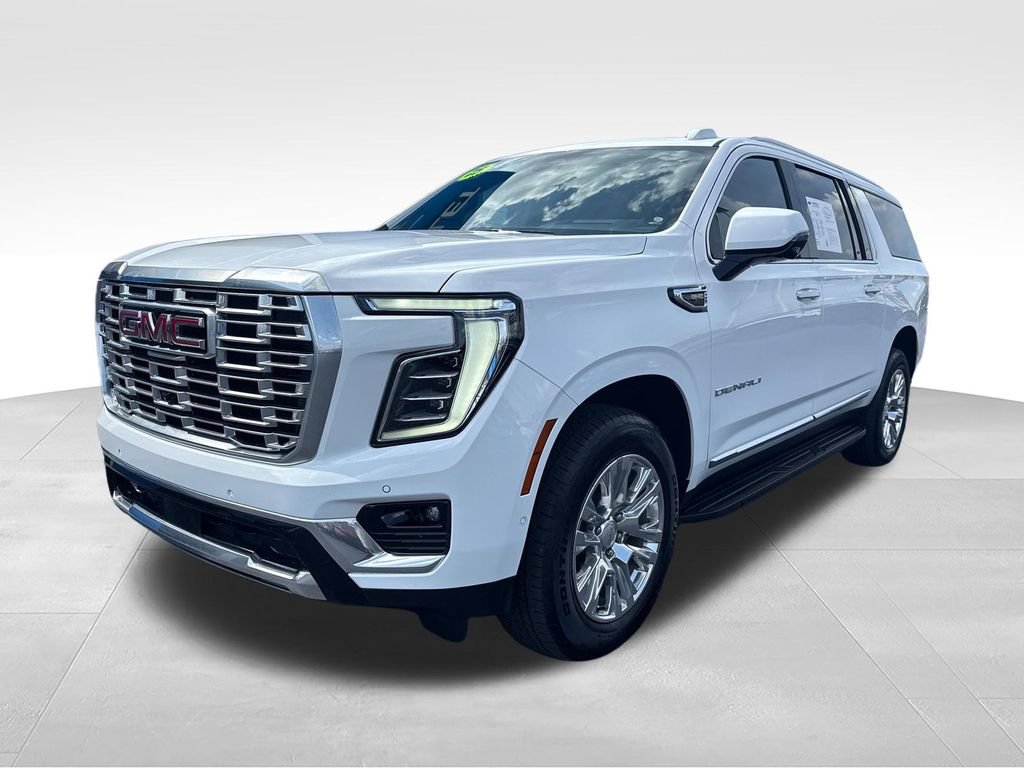 Used 2025 GMC Yukon XL Denali AWD/4WD image 2