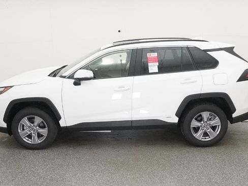 Certified 2025 Toyota RAV4 XLE image 41