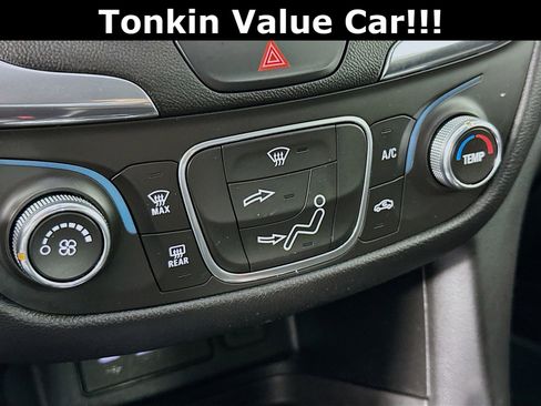 Used 2019 Chevrolet Equinox LT AWD/4WD image 17
