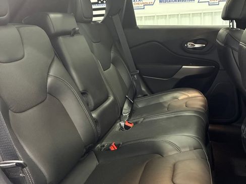Used 2021 Jeep Cherokee Limited AWD/4WD image 45