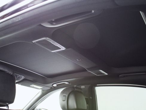 Used 2015 Mercedes-Benz S 550 Sedan image 73