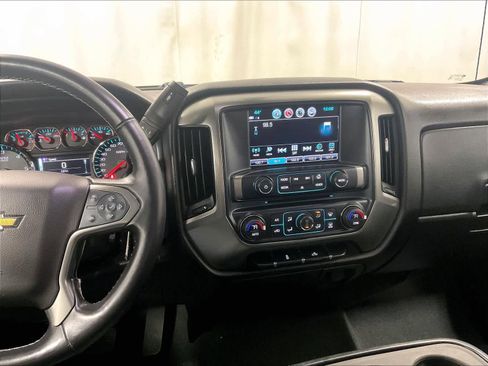 Used 2019 Chevrolet Silverado 1500 LT w/ All Star Edition image 18
