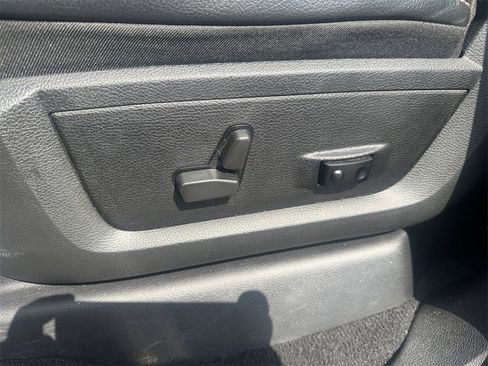 Certified 2021 RAM 2500 Laramie image 29