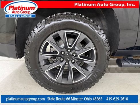 Used 2021 Chevrolet Suburban Z71 w/ Z71 Signature Package AWD/4WD image 56