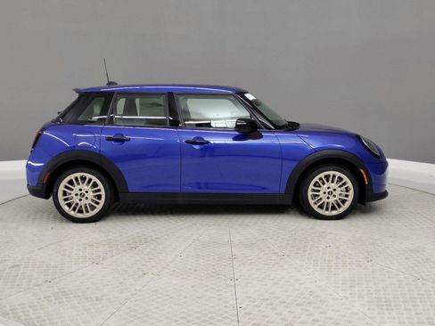 Used 2025 MINI Cooper S image 5