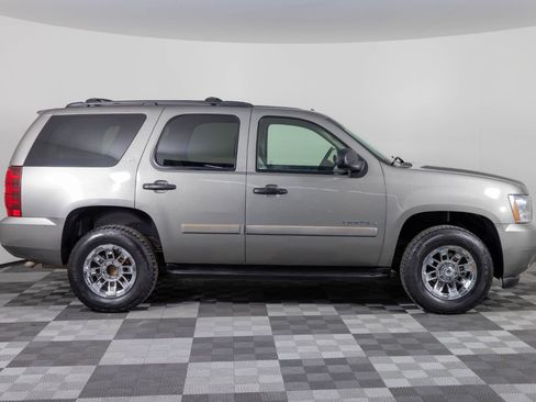 Used 2007 Chevrolet Tahoe LS image 9