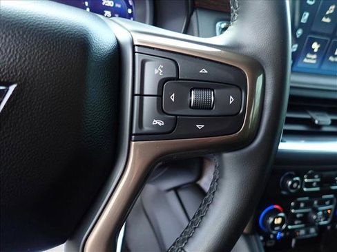 Used 2023 Chevrolet Tahoe High Country AWD/4WD image 17
