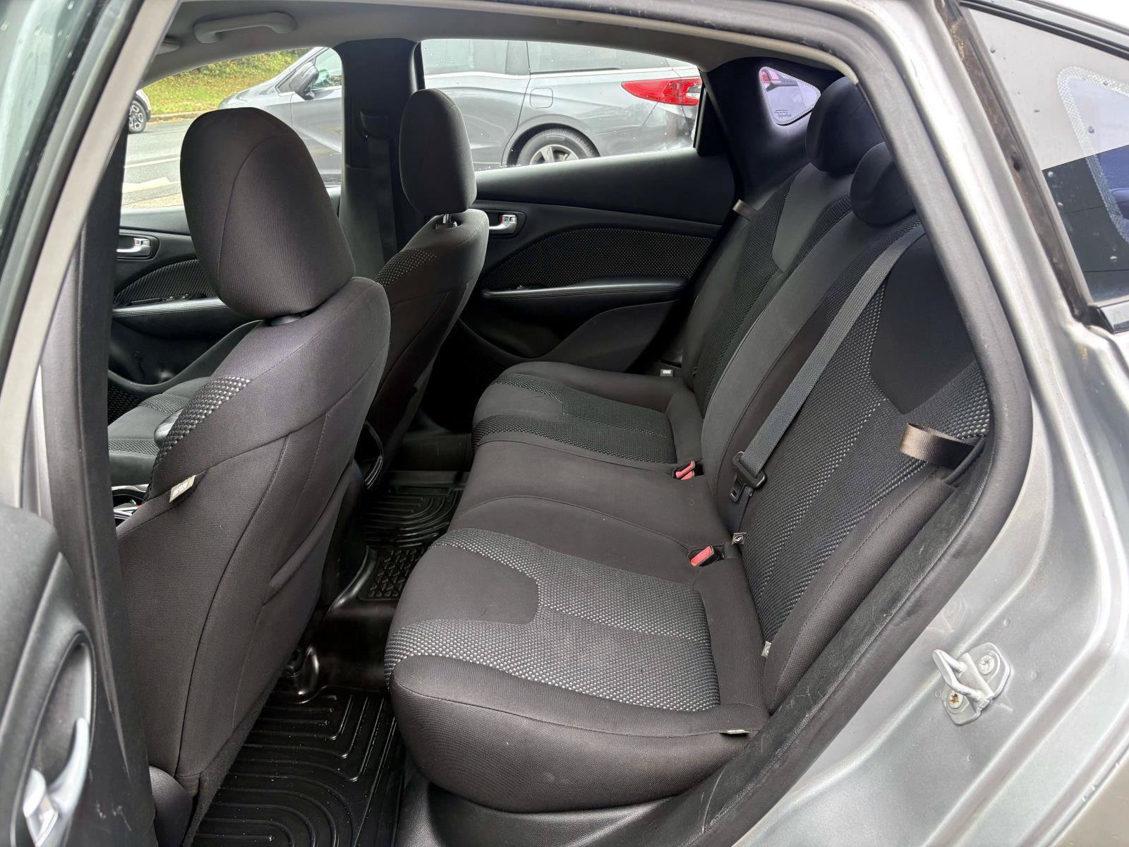 Used 2015 Dodge Dart SE w/ Convenience Group FWD image 28