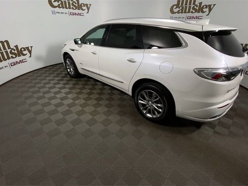 Used 2022 Buick Enclave Avenir w/ Avenir Technology Package image 6
