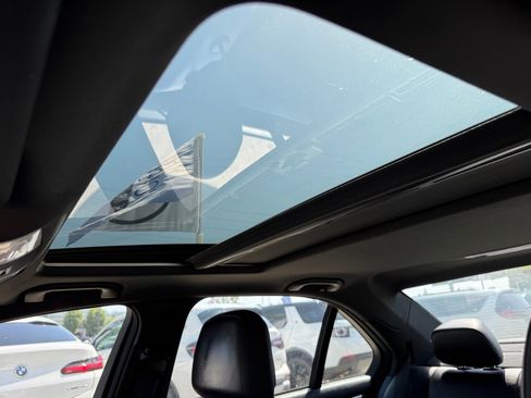 Used 2013 Mercedes-Benz C 250 Sedan image 26