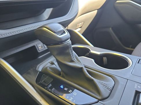 Used 2024 Toyota Highlander LE image 23