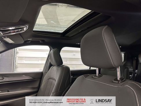 New 2026 Jeep Grand Cherokee L Laredo AWD/4WD image 18