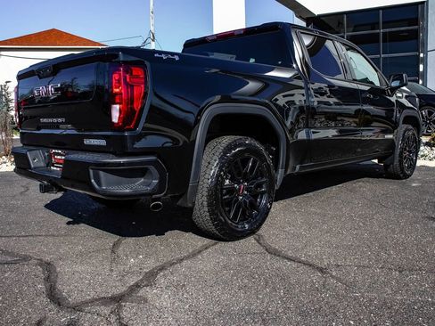 Used 2025 GMC Sierra 1500 Elevation AWD/4WD image 6